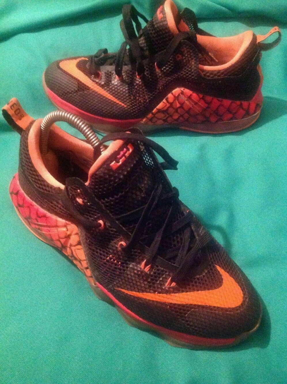 NIKE LEBRON 12 XII BOYS LOW BLACK SILVER ORANGE SNEAKERS 744547-004 SZ 6Y